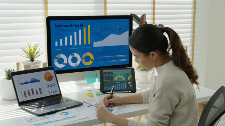 woman-employee-busy-work-online-multiple-screen-la-2024-10-18-09-49-43-utc (1)